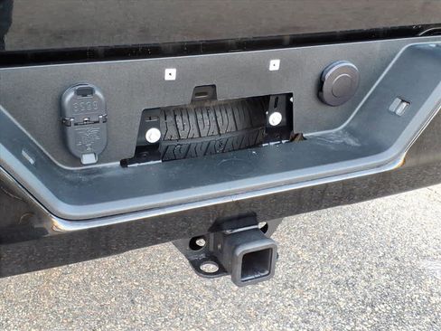 Used 2020 Chevrolet Silverado 1500 Custom Trail Boss image 6