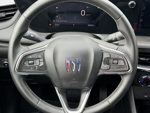 Used 2025 Buick Encore GX Preferred FWD image 11