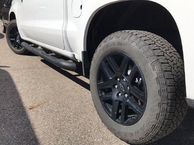 Used 2026 Chevrolet Silverado 1500 RST w/ RST Select Package AWD/4WD image 32