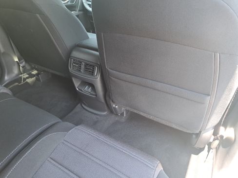 Used 2017 Honda CR-V EX image 11