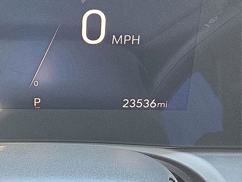 Used 2025 Buick Encore GX Sport Touring w/ Experience Buick Package image 27