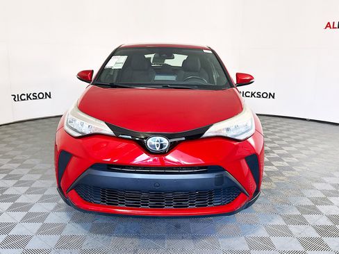 Used 2021 Toyota C-HR XLE image 6