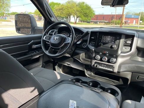 Used 2024 RAM 3500 SLT w/ Quick Order Package 2YG SLT AWD/4WD image 21