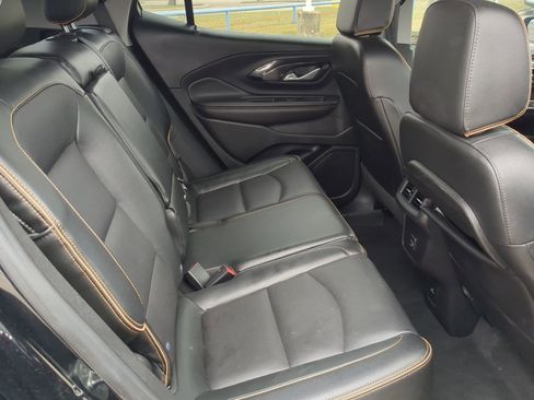 Used 2023 GMC Terrain AT4 image 29