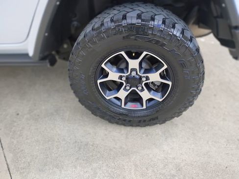 Used 2022 Jeep Wrangler Unlimited Rubicon w/ LED Lighting Group image 13