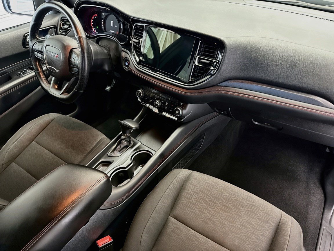 Used 2025 Dodge Durango GT RWD image 12