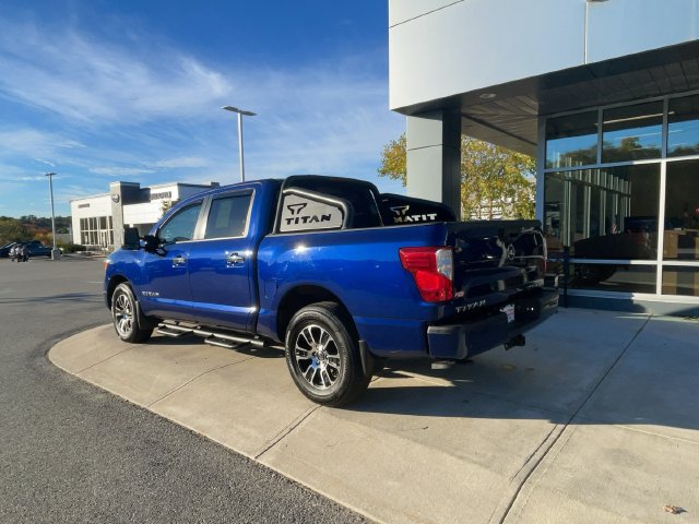 Used 2021 Nissan Titan SV w/ SV Convenience Package AWD/4WD image 5