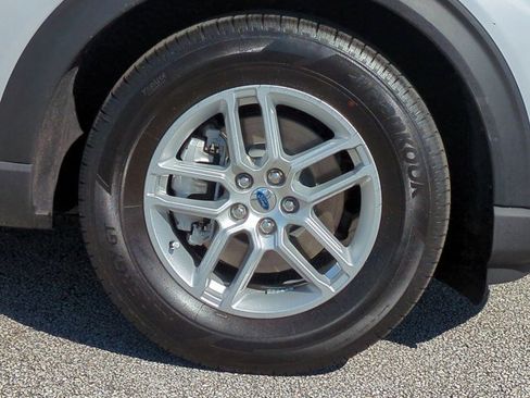 New 2026 Ford Explorer Active w/ Active Comfort Package image 11