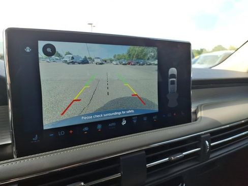 Used 2024 Lincoln Corsair FWD image 18