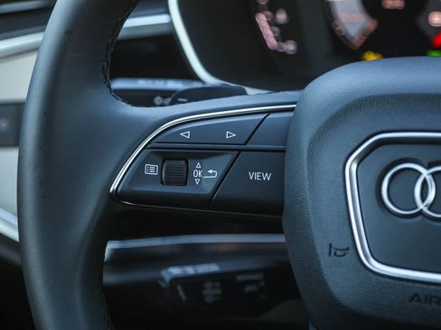 New 2025 Audi Q3 2.0T Premium image 23