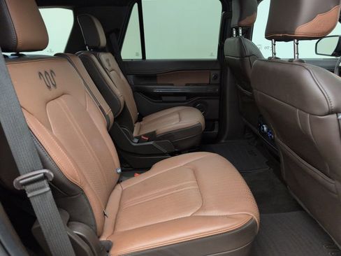 Certified 2022 Ford Expedition King Ranch image 12