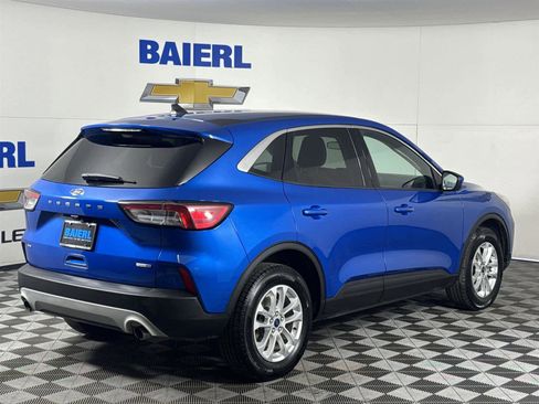 Used 2020 Ford Escape SE image 5