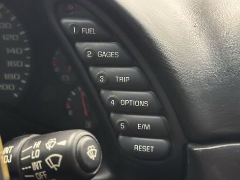 Used 1998 Chevrolet Corvette Coupe w/ Memory Pkg image 18