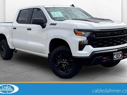 Used 2023 Chevrolet Silverado 1500 Custom Trail Boss w/ LPO, Dark Essentials Package image 1