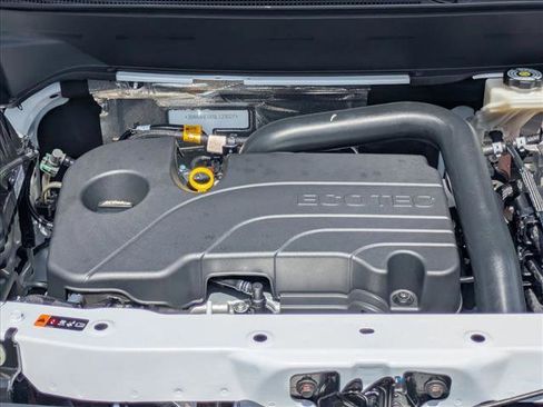 Used 2025 Chevrolet Equinox LT w/ Safety and Technology Package FWD image 22