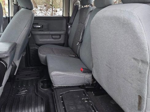 Used 2016 RAM 1500 Big Horn image 32