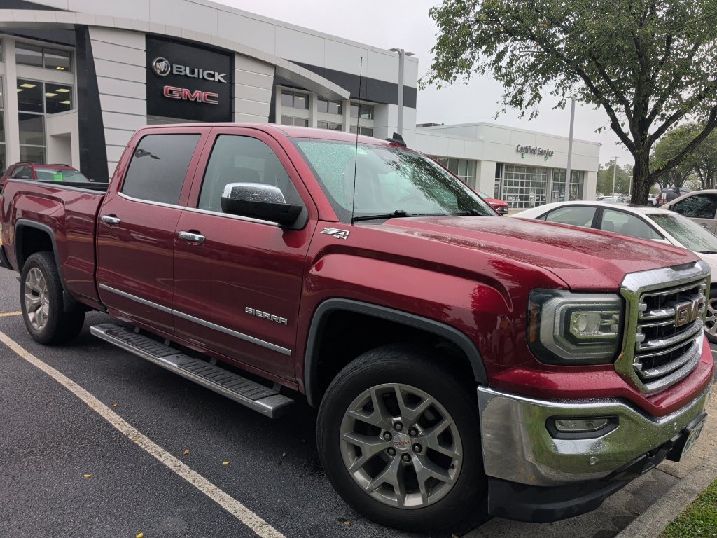Used 2018 GMC Sierra 1500 SLT AWD/4WD image 3