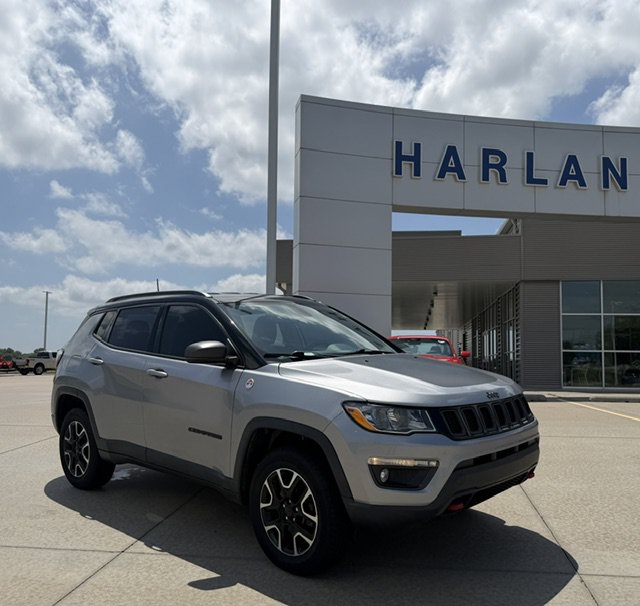Used 2020 Jeep Compass Trailhawk AWD/4WD image 1