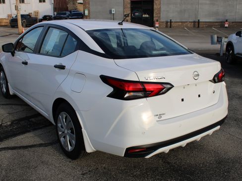 Certified 2024 Nissan Versa S w/ Trunk Package image 3