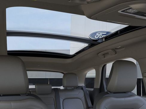 New 2025 Lincoln Corsair Grand Touring w/ Equipment Group 302A image 22