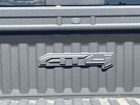 Used 2020 GMC Sierra 1500 AT4 w/ AT4 Premium Package AWD/4WD image 13