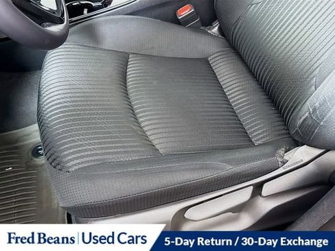 Used 2022 Toyota Prius Prime LE image 19