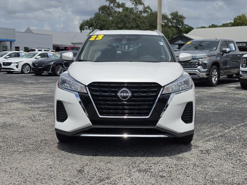 Used 2023 Nissan Kicks SV FWD image 12