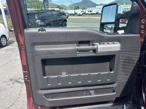 Used 2016 Ford F250 Lariat w/ Chrome Package image 10