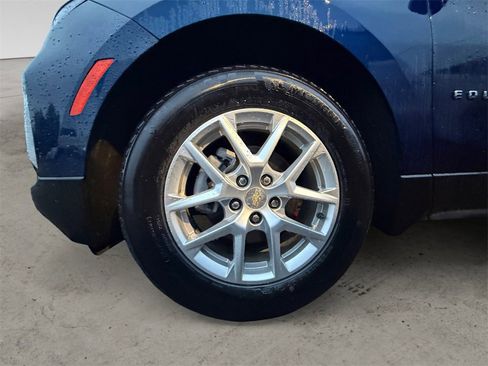 Used 2022 Chevrolet Equinox LT image 9