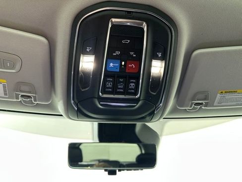 Used 2023 Jeep Grand Cherokee 4WD 4xe w/ Luxury Tech Group II image 24