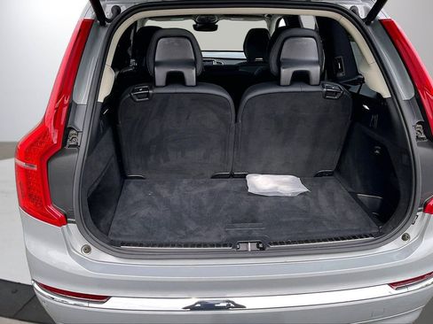 Used 2024 Volvo XC90 B5 Plus image 28