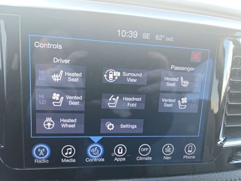 Used 2017 Chrysler Pacifica Limited w/ Advanced Safetytec Group FWD image 24