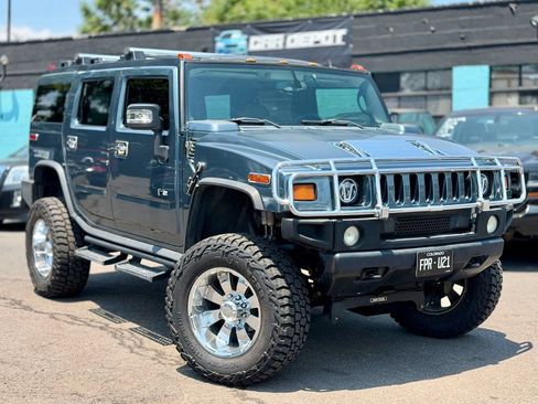 Used 2005 HUMMER H2 w/ Preferred Equipment Group AWD/4WD image 1