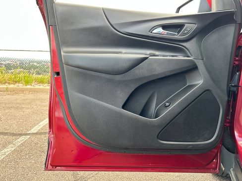 Used 2019 Chevrolet Equinox LT AWD/4WD image 29