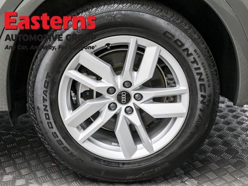 Used 2023 Audi Q5 2.0T Premium w/ Convenience Package image 15