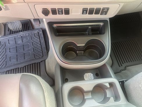 Used 2019 Nissan NV 3500 SV w/ Navigation Package image 16