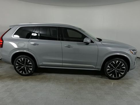 New 2026 Volvo XC90 B6 Plus w/ Protection Package Premier image 27