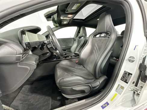 Used 2022 Hyundai Elantra N FWD image 4