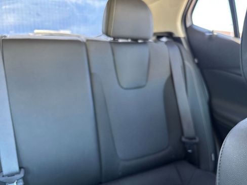 Used 2025 Buick Encore GX Preferred FWD image 36