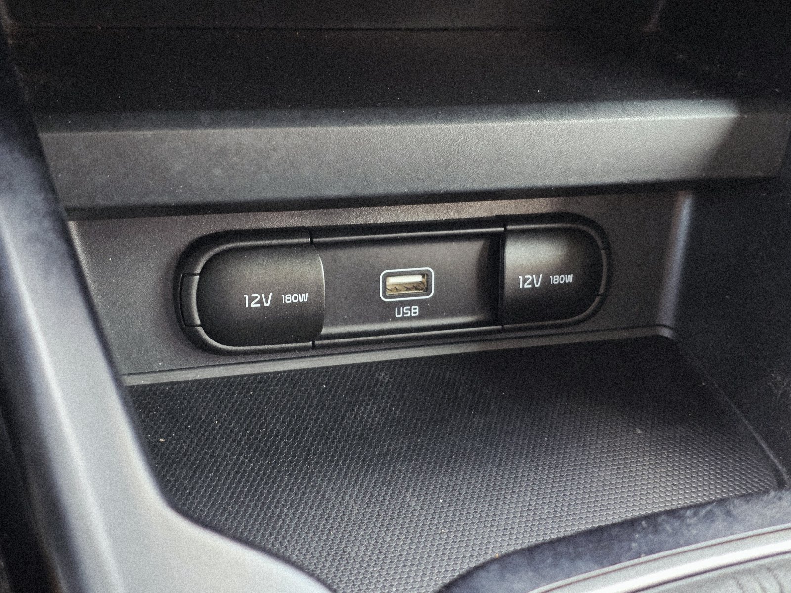 Used 2020 Kia Soul S FWD image 23