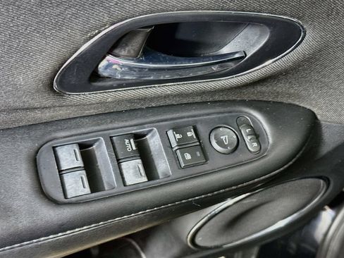 Used 2021 Honda HR-V EX image 17