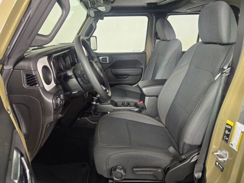 New 2026 Jeep Gladiator Sport image 17