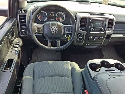 Used 2014 RAM 1500 Express AWD/4WD image 10