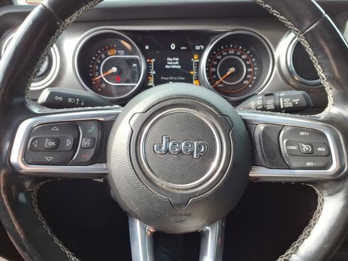 Certified 2021 Jeep Wrangler Unlimited Sahara w/ Cold Weather Group AWD/4WD image 19