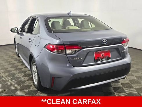 Used 2022 Toyota Corolla LE image 5
