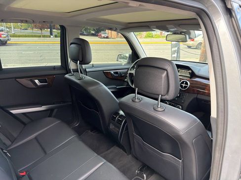 Used 2015 Mercedes-Benz GLK 350 4MATIC image 27