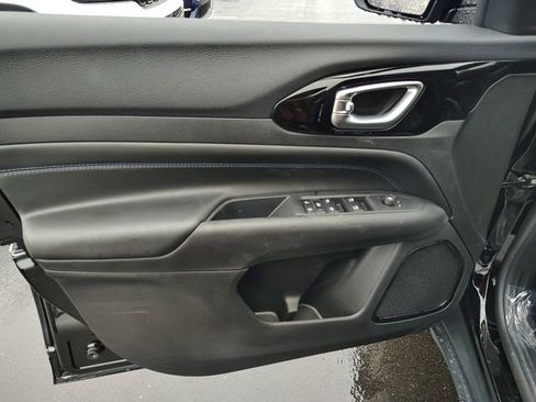 New 2026 Jeep Compass Latitude AWD/4WD image 8