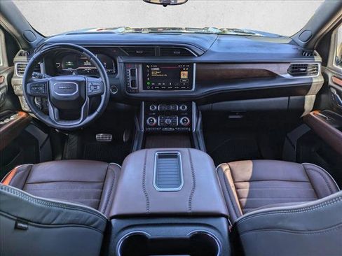 Used 2024 GMC Yukon Denali Ultimate image 14