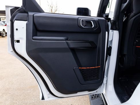 Used 2025 Ford Bronco Raptor image 39