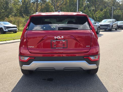 New 2026 Kia Niro EX image 7